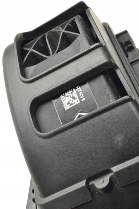 фото №8, Bmw f48 крышка розетка зарядки a96 8496628 8496628 7349075