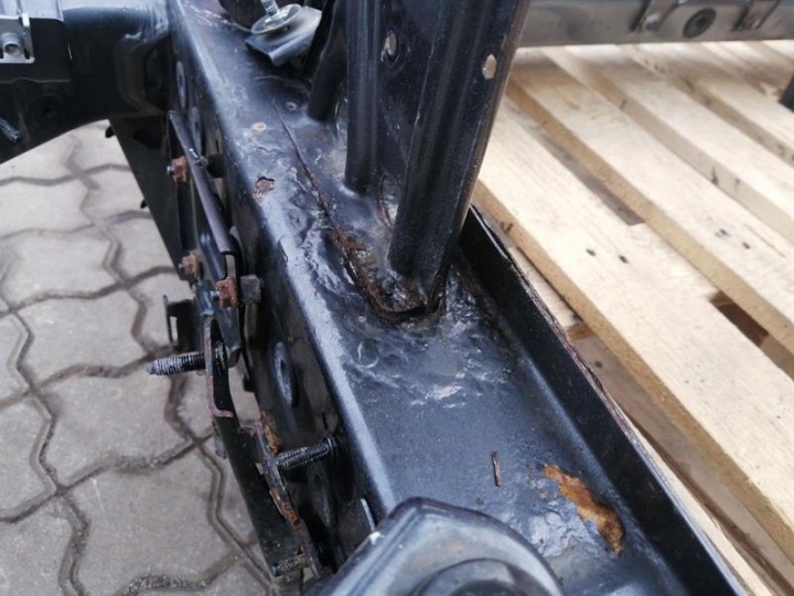 фото №13, Maybach 62 v240 передний end clip a2406260030 lock carrier капот