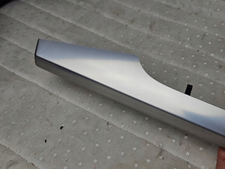 фото №8, Планка dekor защита консоли панели audi q5 80a 80b853190c