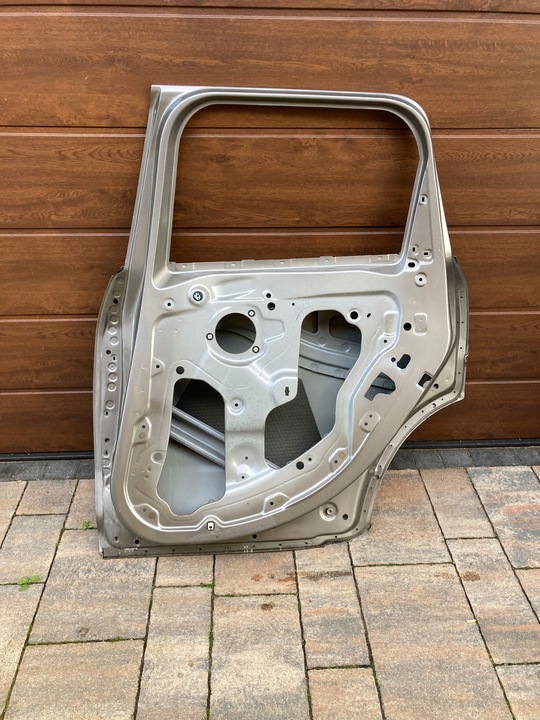 фото №8, Mini countryman ii f60 16- двері праві зад задні