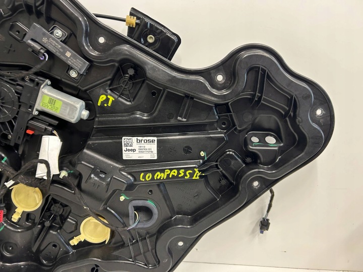 фото №8, Подъемник стекла задней правой jeep compass ii 69013688