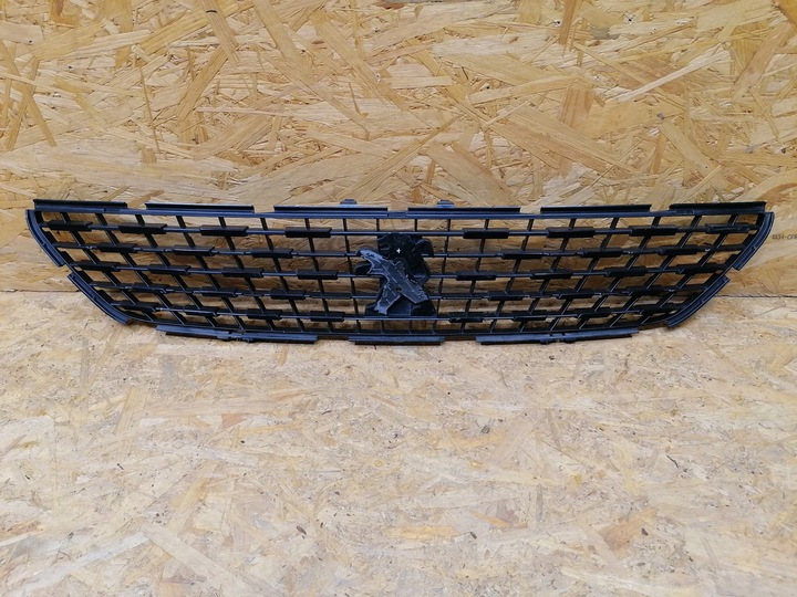 фото №1, Решітка решітка радіатора решітка радіатора peugeot 308 ii t9 рестайлінг 2017-2021r