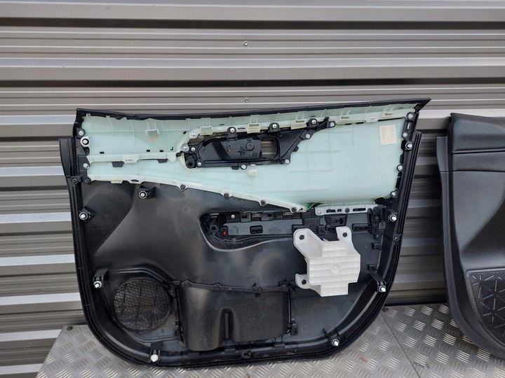 фото №10, Toyota rav4 v оббивка двері перед ліва права