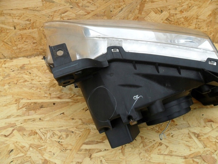 фото №6, Mazda mpv 1999 2000 2001 2002 2003 фара праве