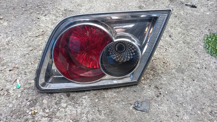 фото №1, Лампа права зад кришка mazda 6 03r 2.3b