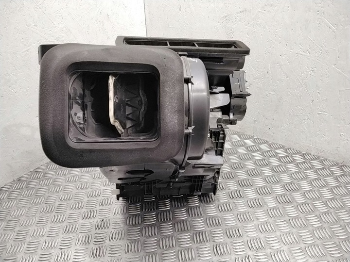 фото №6, Volvo v70 2015 корпус нагревателя