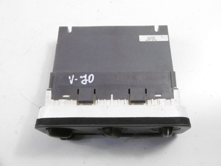 фото №8, Volvo v70 1 i тип l 96-00 панель воздуховод 9171636