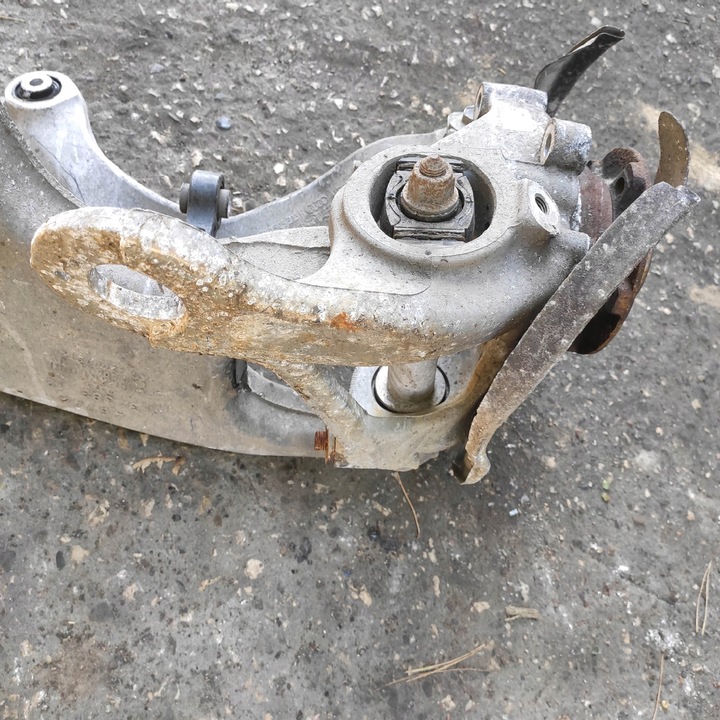 фото №11, Ступиця поворотна опора зад ліва права audi a5 8k