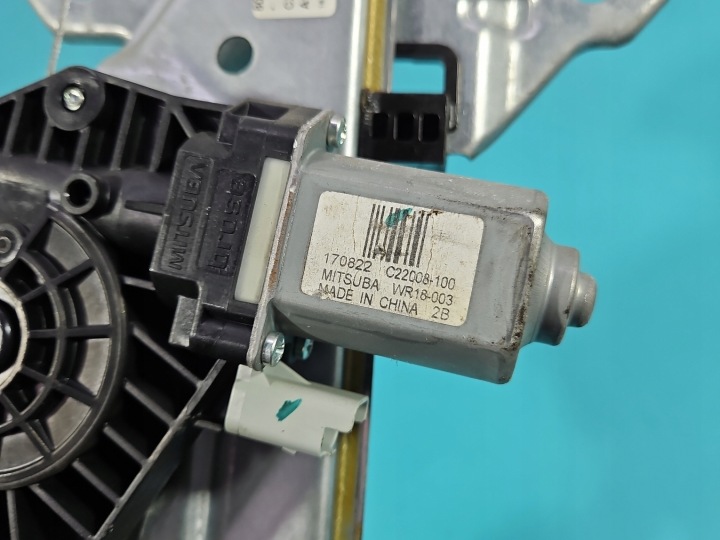 фото №9, Подъемник перед правое стёкла лебёдка 807209732r 170822 c22008-100 renault kadj