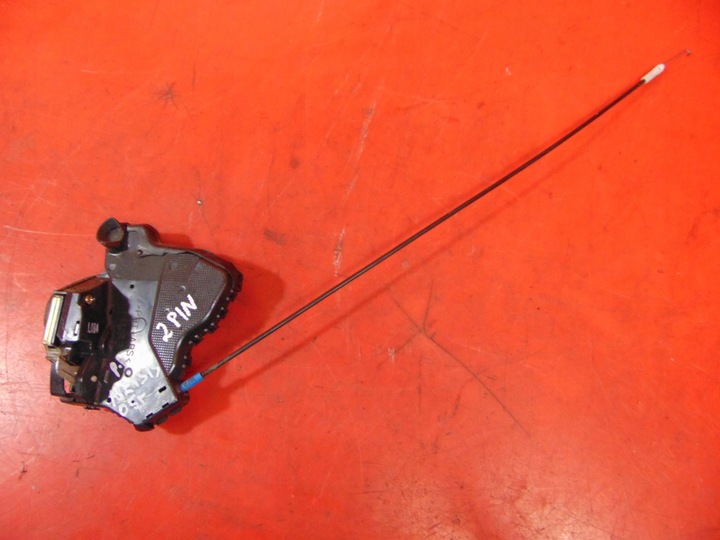 фото №1, Toyota avensis t25 замок двері правий перед 2 pin