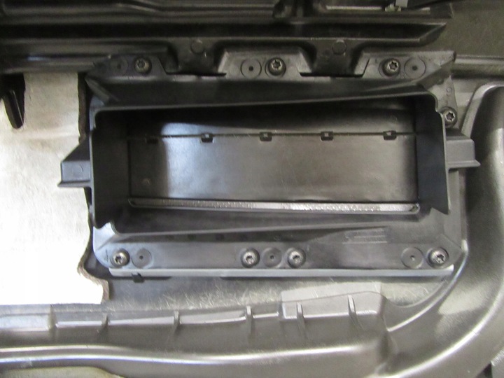 фото №15, Панель раздаточная bmw 5 e60 e61 европа 03-05r. кружки серый