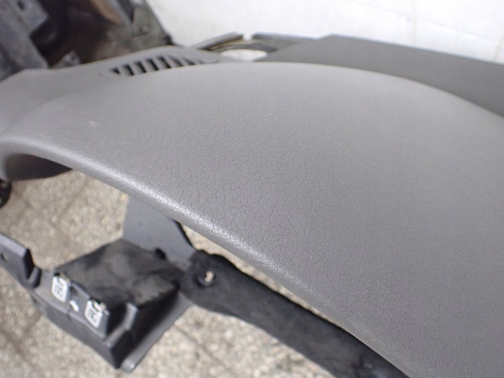 фото №7, Панель раздаточная капот bang&olufsen audi s8 d3 5.2 4e1819214