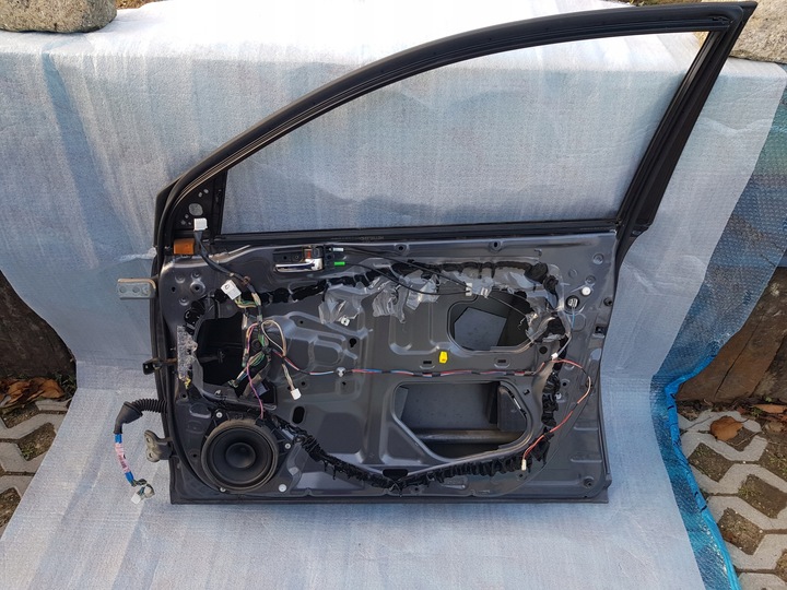 фото №15, Дверь правые перед toyota avensis t25 03- 1g1