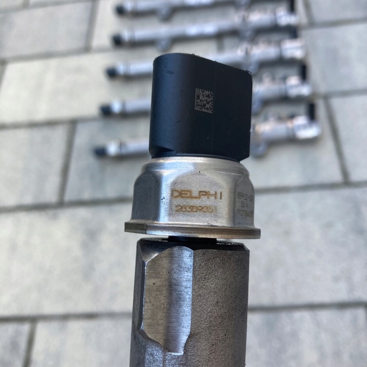 фото №11, Mercedes 2,2 cdi om651 планка вприскувальний пального датчики a6510700700