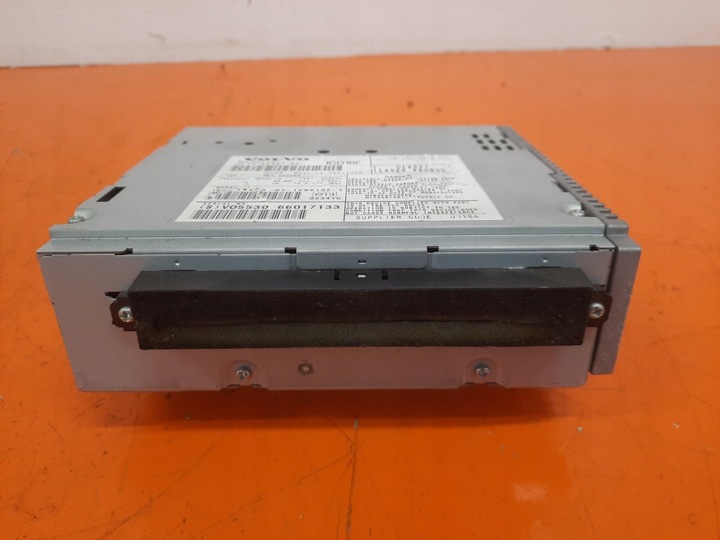 фото №1, Volvo v50 i 03-011 радіопрогравач радіо 30752889ad d4204t