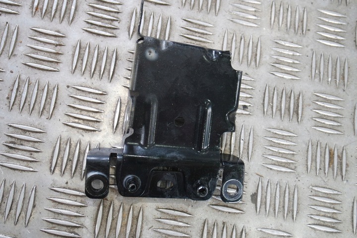 фото №1, Пластина кріпильна крило bentley 4w0821167a