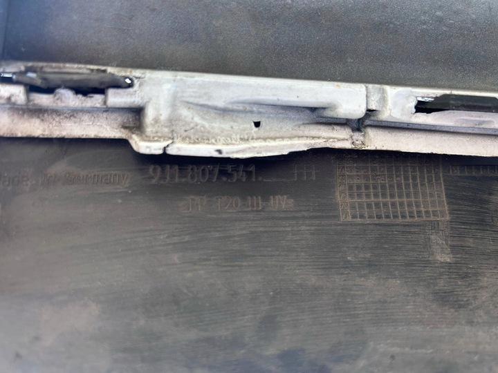 фото №7, Porsche taycan 9j1 бампер перед 9j1807221 d оригінал