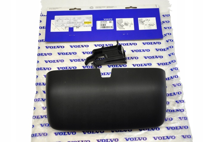 фото №3, Заглушка odpinanego фаркоп зад volvo v70 2008- оригинальный номер 30756384