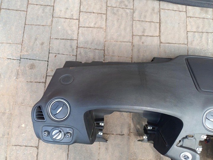 фото №7, Ford galaxy mk2 рестайлінг панель роздавальна європа