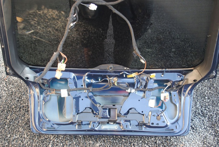 фото №9, Крышка багажника лак lz5j audi a3 8p 3 дверь