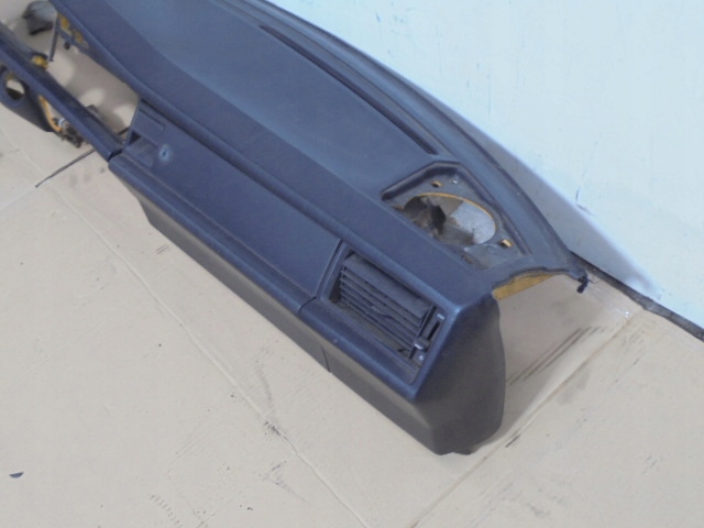 фото №8, Mercedes 190 w201 88-93 капот панель бардачок