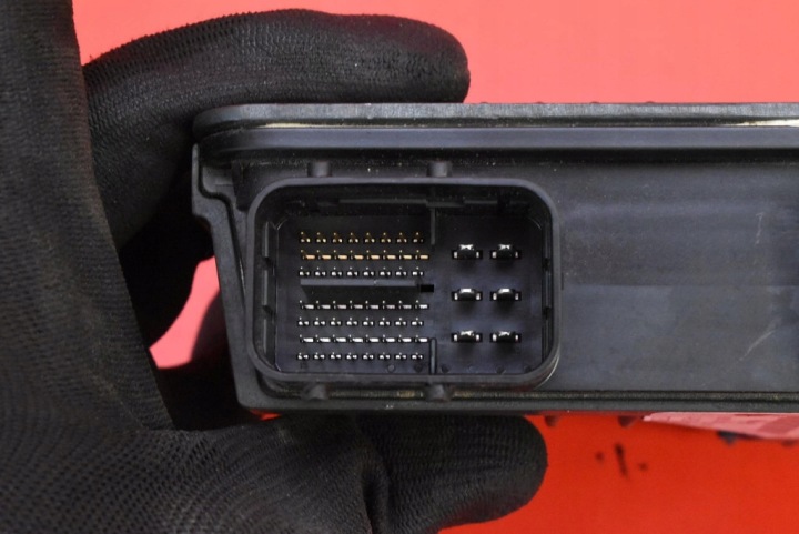 фото №8, Блок керування двигуном (ecu) 89661-k0690 toyota yaris 4 iv 1.5 dynamic force 125km 20-