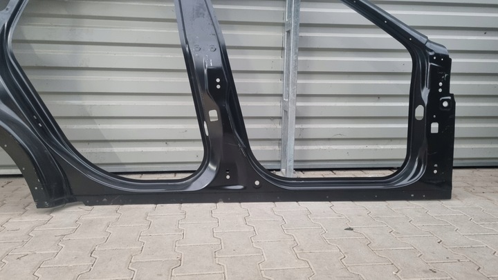 фото №8, Maserati levante стійка поріг крило обшивка праві праві