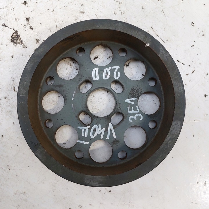 фото №5, Volvo v40 ii 2,0d d4204t14 колесо розподільний вал 31375948