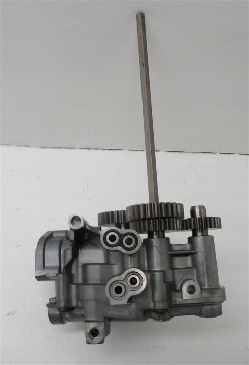 фото №1, Насос масла audi rs6 s8 4.0 tfsi ceu 079115103bd