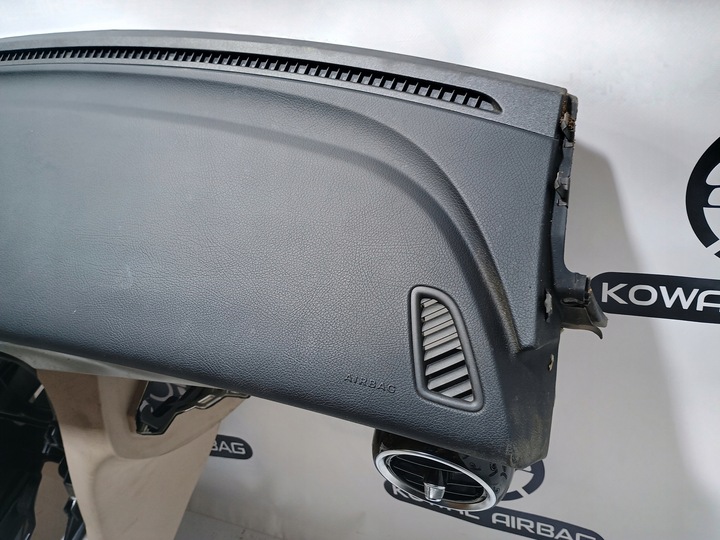 фото №5, Mercedes w205 w 205 передний рестайлинг beż dół панель консоль подушка безопасности ремни оригинал