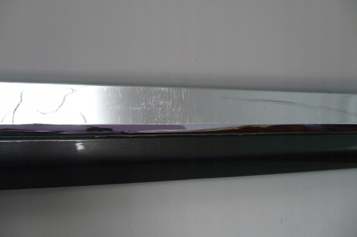 фото №3, Lexus ls460 06-11r планка дверь левая перед