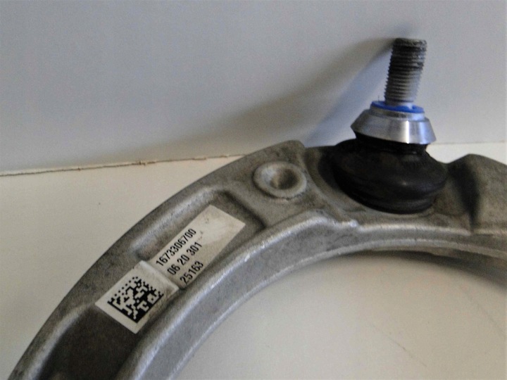 фото №13, Mercedes gle 167 купе рычаг верхний левый перед amg