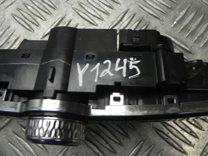 фото №5, Блок управления  автоматической кондиционера volvo xc60 ii 2021 31398845
