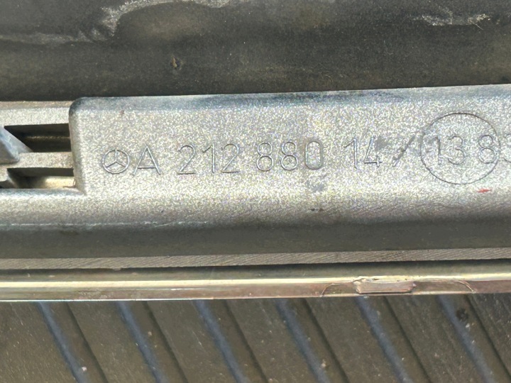 фото №8, Mercedes w212 рестайлінг решітка решітка a21288014