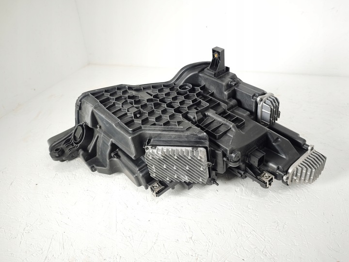 фото №9, Audi e-tron 4ke полный led лампа левый перед левая передняя 4ke941039