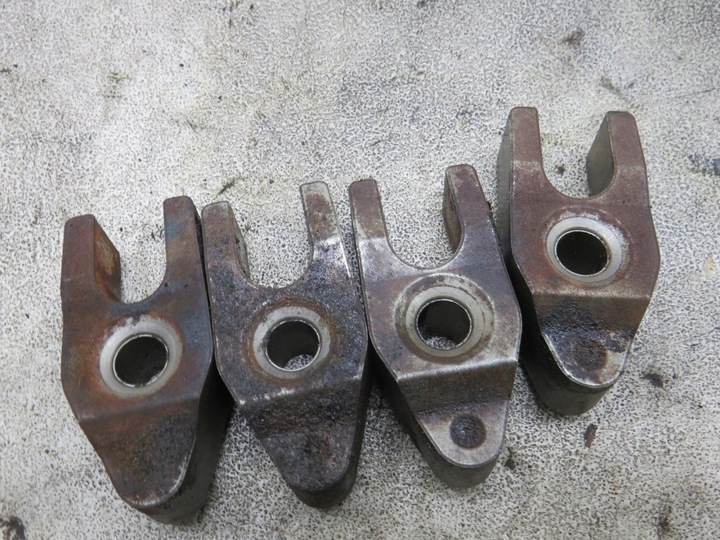 фото №1, Лапка крепление впрыска auris ii 1.4 d4d