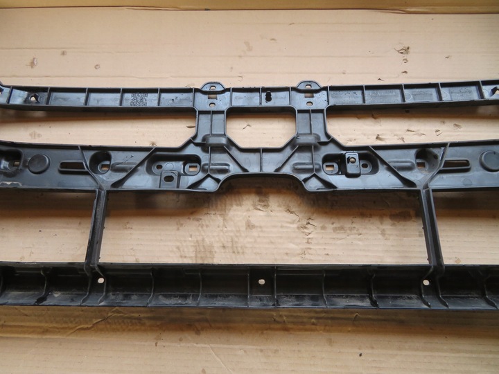 фото №11, Решётка решётка бампера audi e-tron 4k 4ke807683a