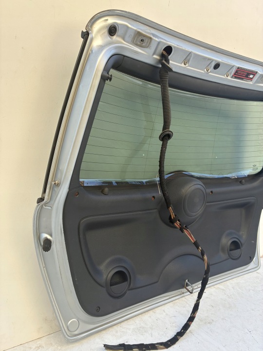 фото №12, Крышка багажника зад mini one cooper r50 r53 900/7 pure серебряный 01-06r. =oem=
