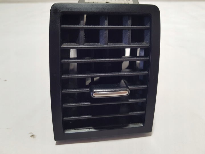 фото №7, Решётка воздуховод правая vw volkswagen touareg 7l 7l6819703