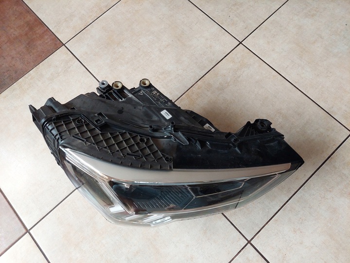 фото №6, Лампа правая - полный led - audi q3 ii - 83a