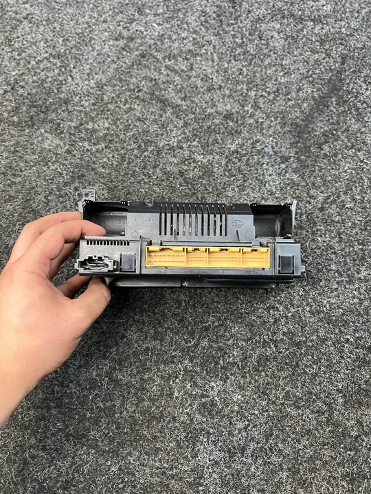 фото №7, Audi a6 s6 c5 панель воздуховод кондиционера 4b0820043h