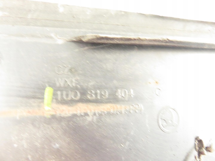 фото №9, Панель под лобовым стеклом skoda octavia i combi 1u5 1u0819404c 1u0819403c