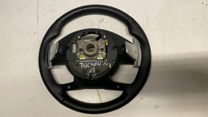 фото №8, Hyundai tucson iv автомат с подогревом руль мультифункция кожа красивая 21-24