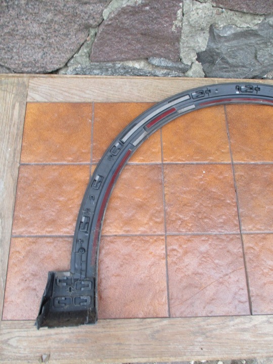 фото №10, Audi e-tron 4ke853717 планка крило лівий перед