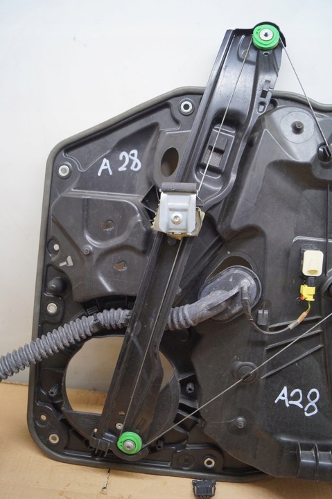 фото №14, Vw touareg 7p механізм скла лівий передня 7p6837755b