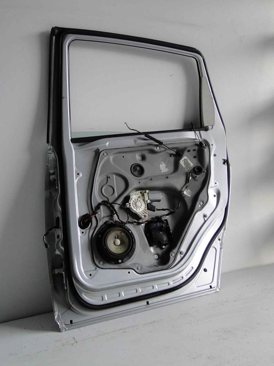 фото №9, Mercedes b клас w245 245 двері задні праві гарний