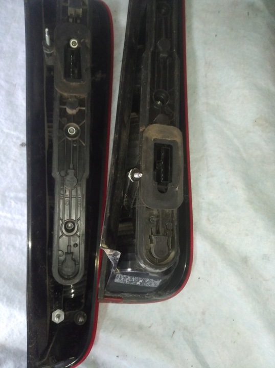 фото №5, Ford c-max i 2003-2007 лампа зад права ліва