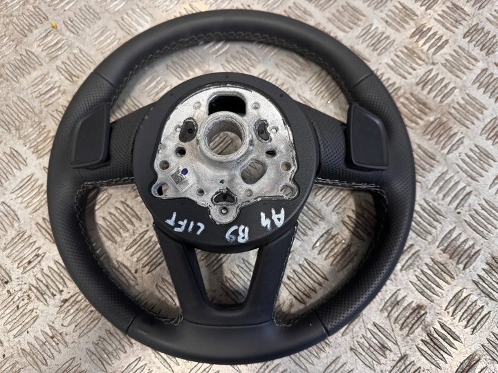 фото №12, Audi a4 b9 8w 2019-2024 кермо s-line рестайлінг пелюстки