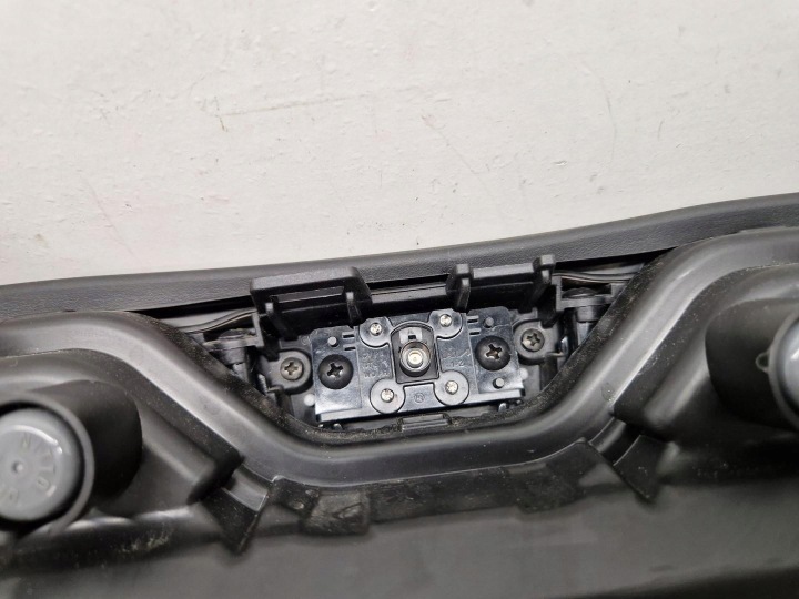 фото №10, Молдинг световая led камера kia ev6 92209-cv500 92209-cv700