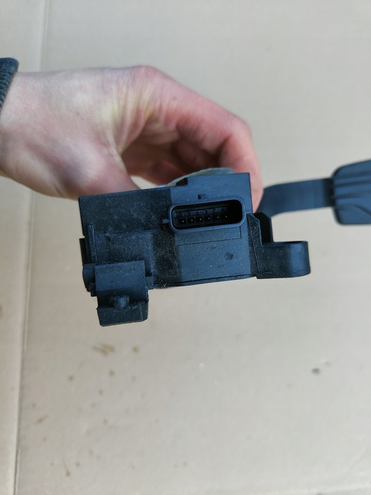 фото №5, Потенциометр газа renault megane iv talisman 180026830r